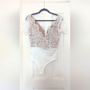 NWT lace white bodysuit